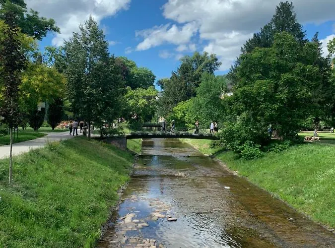 דירה Lovely Center Of