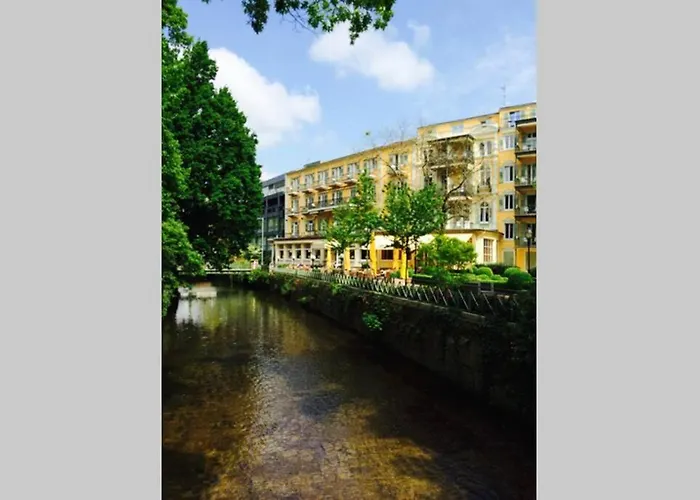 Lovely Center Of דירה