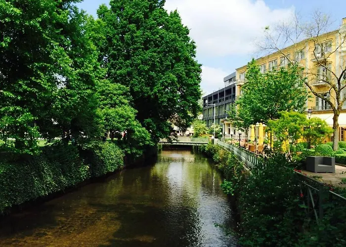 Lovely Center Of דירה *