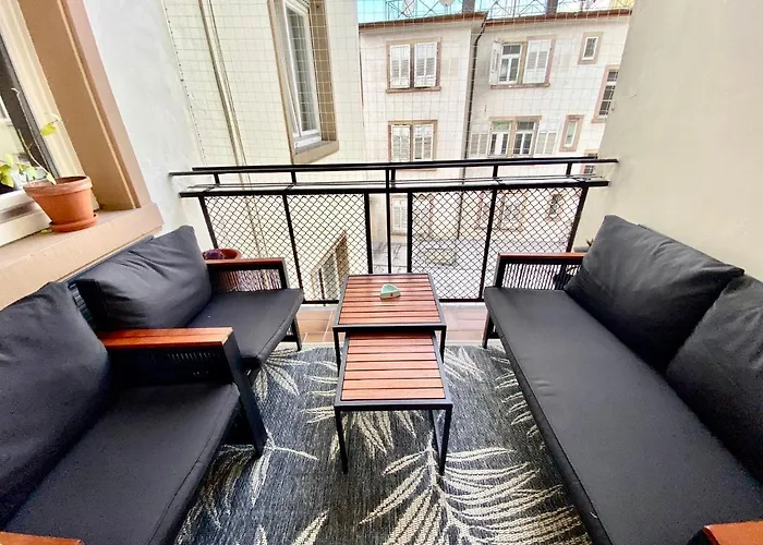 דירה Lovely Center Of